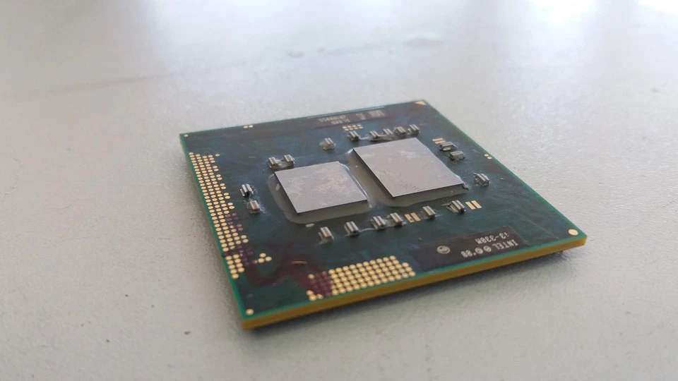 Dell Vostro 1550/1540 intel Core i3-370M 2.4GHz/3MB/2 Core/G1 0YNM15 OEM #17 - Image 1 of 1