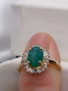 14Kt Yellow Gold 1ct TCW Emerald Oval Diamond Baguettes Ballerina Cocktail Ring - Picture 1 of 22
