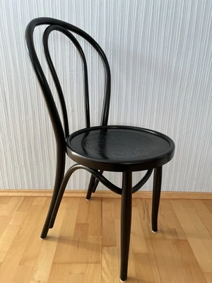 Schwarzer Bentwood chair Bugholz-Stuhl Wiener Kaffeehausstuhl Thonet Stil - Bild 1 von 4