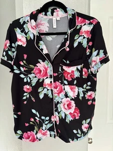 Joyspun Women’s Pijama Top Black Floral Short Sleeve Buttons Chest Pocket Size M - Picture 1 of 10