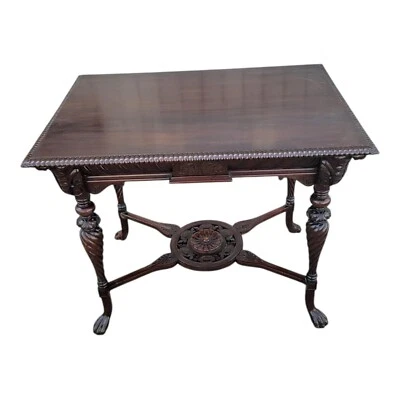 19th C Carved Mahogany Barley Twist Center Table w/ Paw Feet – Herts Brothers Foto 1 de 4