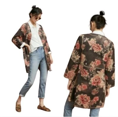 Cardigã Solitaire S Floral Espanador Frente Aberta Camurça Vegana Falso Cinza Carvão - Imagem 1 de 4