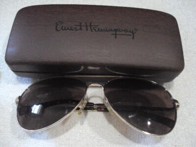 Gafas de sol unisex Calvin Klein marco piloto plateado lentes grises CK19133S 046 CON ESTUCHE Foto 1 de 4