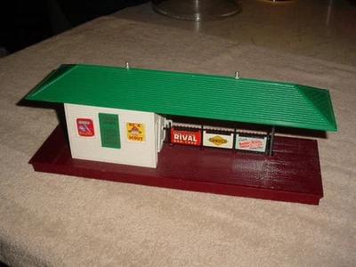 1951 Lionel 256 Illuminated Freight Station   0-027 - Image 1 of 3