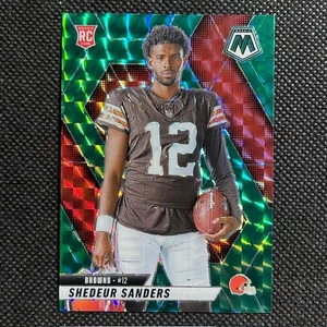2025 Panini Mosaic #290 Shedeur Sanders Green Mosaic Variation Rookie RC Browns - Bild 1 von 2