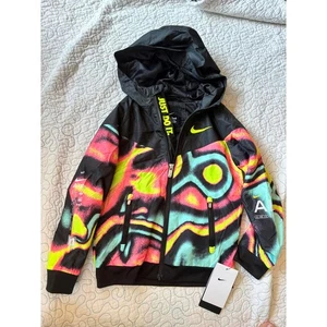 Nike Boy's Activewear Jacket with Vibrant Abstract Print Size 6 - Picture 1 of 10