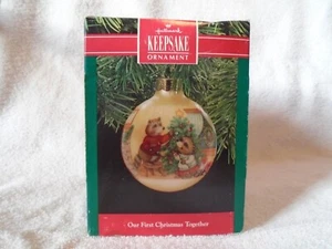 1990 Hallmark keepsake ornament OUR FIRST CHRISTMAS TOGETHER - Picture 1 of 9