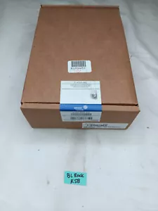 Johnson CONTROLS T-4002-304 Reverse Acting Pneumatic Thermostat - Picture 1 of 4