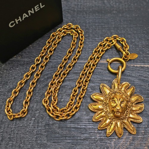 Ciondolo Collana Vintage Chanel Placcato Oro CC Loghi Leone Ciondolo #276c Ribaltabile