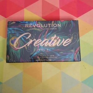Makeup Revolution - Creative Volume 1 Makeup Pigment Palette - 24 Shades! - Picture 1 of 6