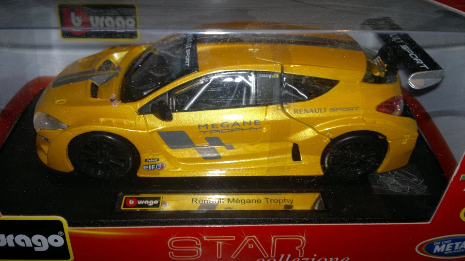 Renault Megane Trophy  Burago 1:24 - Immagine 1 di 1