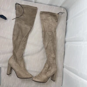 Knee High Boots With Heel Womens Size 9 Faux Suede Color Tan - Picture 1 of 7