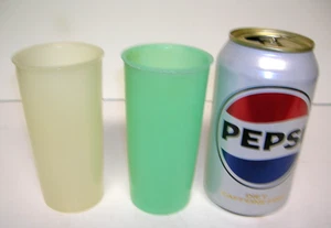 2 TUPPERWARE Small 6 oz. Tumblers #117 Cups Juice Glasses Vintage USA - Picture 1 of 2