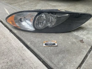 3596015c92 International Prostar Left Headlight - Picture 1 of 3