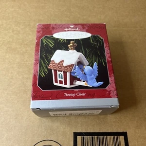 Hallmark Keepsake Ornament, 1998 Treetop Choir Bluebirds In Birdhouse Singing - Picture 1 of 6