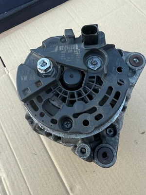 AUDI A4 TT 2.0 TDI 140A 14V ALTERNATOR 06F903023J  GENUINE - Image 1 of 3