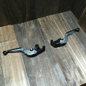 Set Of 2 L&R Yamaha Vmax 1700 Clutch Lever Brake Handle R-104 C-777 Black - Imagen 1 de 9