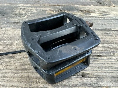 Pedales BMX GT 1/2” Mid School  Foto 1 de 4