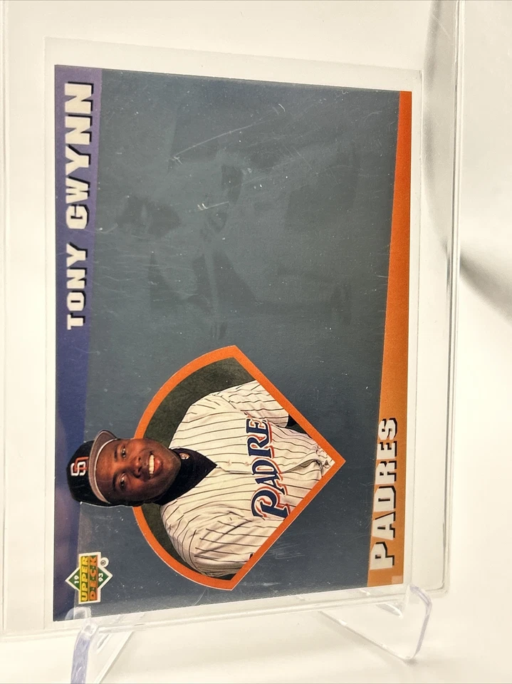 1993 Upper Deck Diamond Gallery Tony Gwynn Baseball Card #17 Mint FREE SHIPPING - Image 1 of 3