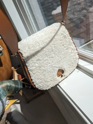 Kate Spade Shearling斜挎包皮包鞍座 — 第 1/4 张图片