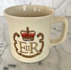 The Queens Silver Jubilee Mug Staffordshire Pottery Queen Elisabeth Vintage 1970