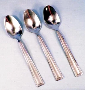 3 Pfaltzraff Miranda Sand Stainless Soup Spoons Spoon Oval International China - Picture 1 of 5
