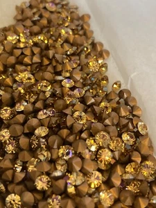 Swarovski #1012 Lt Col Topaz Champagne Special Coated Rhinestone SS15 Pack 36 - Picture 1 of 3