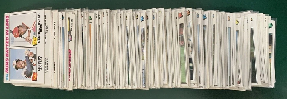 1977 Topps Baseball SET BREAK singles - stars, commons, HOFers, rookies #221-440 - Image 1 of 1