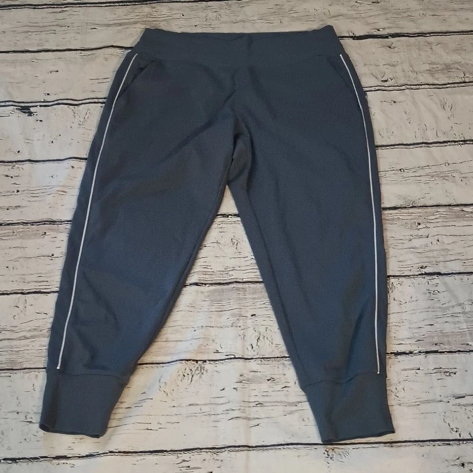 Athleta Gray White Striped Venice Jogger Pants XL - Image 1 of 4