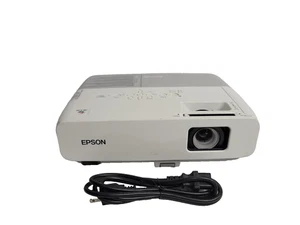Epson PowerLite 84+ XGA 2600 Lumens 3LCD Projector 1931 hrs - Picture 1 of 8