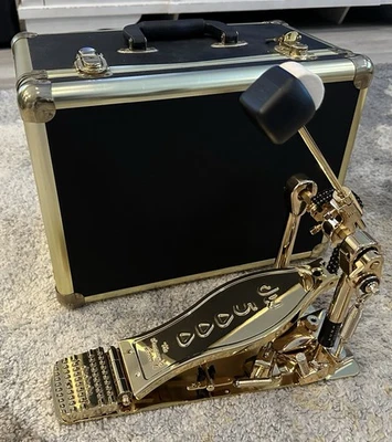DW 5000 Bass Drum Pedal - 35th Anniversary 24kt Gold Special Edition - Image 1 of 4