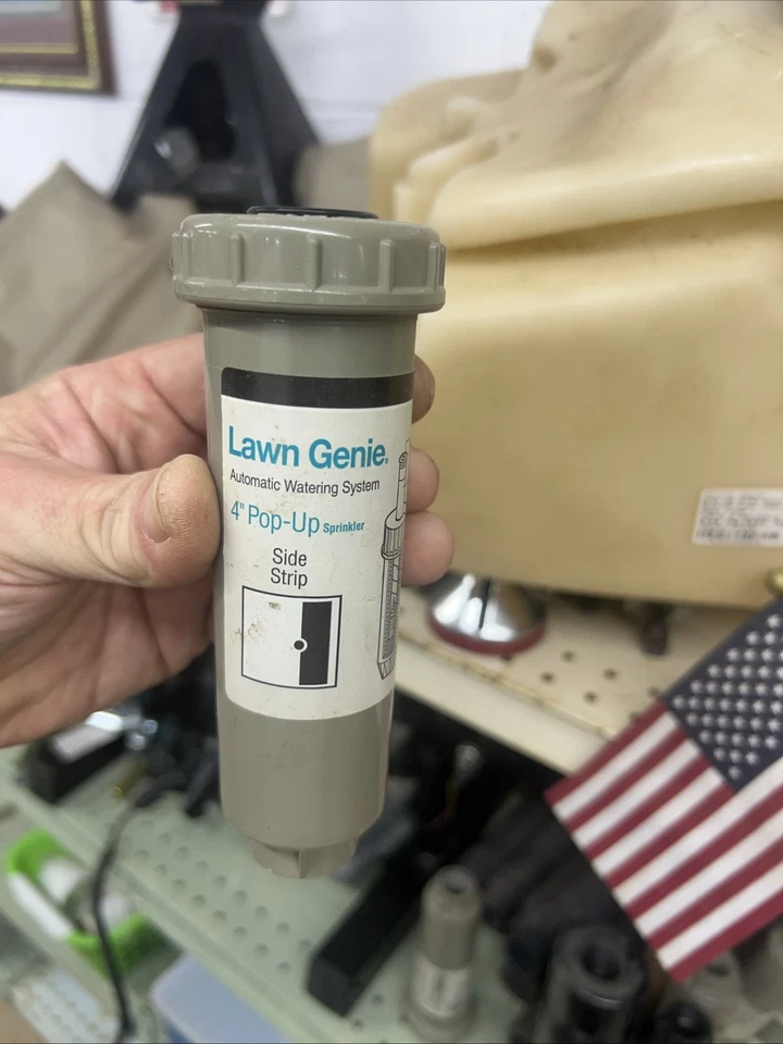 Sistema de riego automático Lawn Genie cabezal de raya lateral emergente de 4” Foto 1 de 4