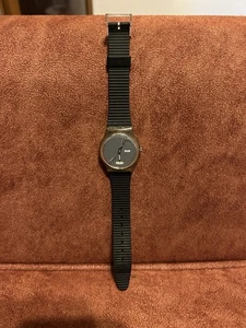 Orologio Swatch Vintage Standards 1992 - GK702 - Finestre Aperte Funzionante - Foto 1 di 11