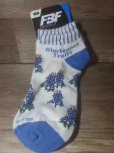 1 Pair Blue Bonnet Trails Print Socks Size Medium 5-10 New - Picture 1 of 2