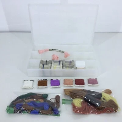 Lot READ Darice Cards Container Cotton Wool Needlepoint Floss Thread 11 Skeins - Image 1 of 4