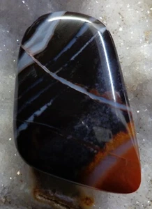 WRG- Zebra Jasper and Bloodstone Cabochon - 30mm x 21mm x 5.8mm - Picture 1 of 4