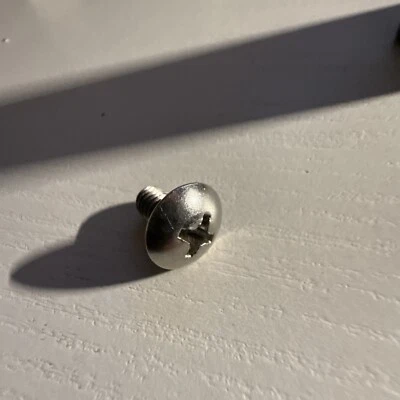 VITE originale Di FISSAGGIO SELLA SPORTSTER DYNA SOFTAIL  TURING harley davidson - Immagine 1 di 3