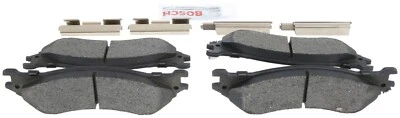 Pastillas de freno de cerámica azul con herrajes delanteras 2000 para Ford F-150 Bosch 1999-2003 Foto 1 de 4