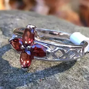 NWT Sterling Silver Filigree 4 Stone Flower Ring in Garnet .91tcw, sz 7 - Picture 1 of 8
