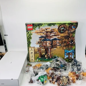 LEGO Ideas 21318 Tree House Building Kit - Picture 1 of 7