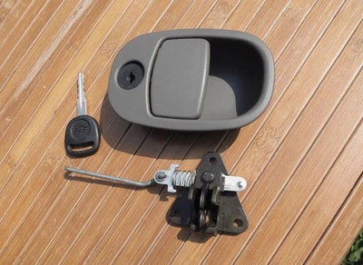 Chevy Trailblazer Glove Box Latch '02-05 Glovebox Compartment Handle GRAY Envoy - Image 1 of 2