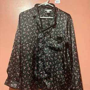 Top de pijama Morgan Taylor Intimates para mujer M mediano negro rosa flores abotonadas - Imagen 1 de 6