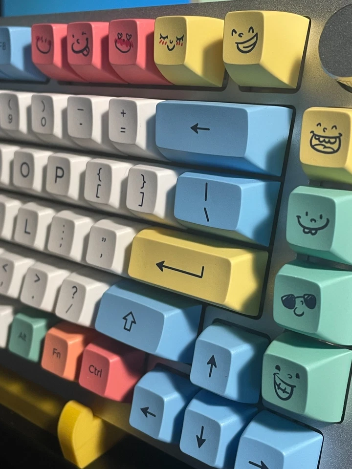 Mechanical Keyboard Building Service and Consultation. GMK, Keychron, Neo - Image 1 of 4