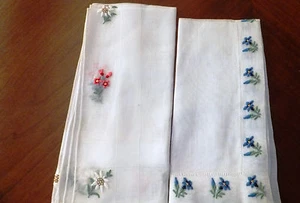 3 Vintage lot embroidered delicate linen handkerchiefs great condition never use - Picture 1 of 12