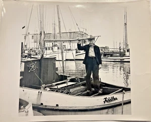 Seattle Washington BOAT CALLED FIDDLER AND HER CAPTAIN 1950s Original Photo 4F - Bild 1 von 5