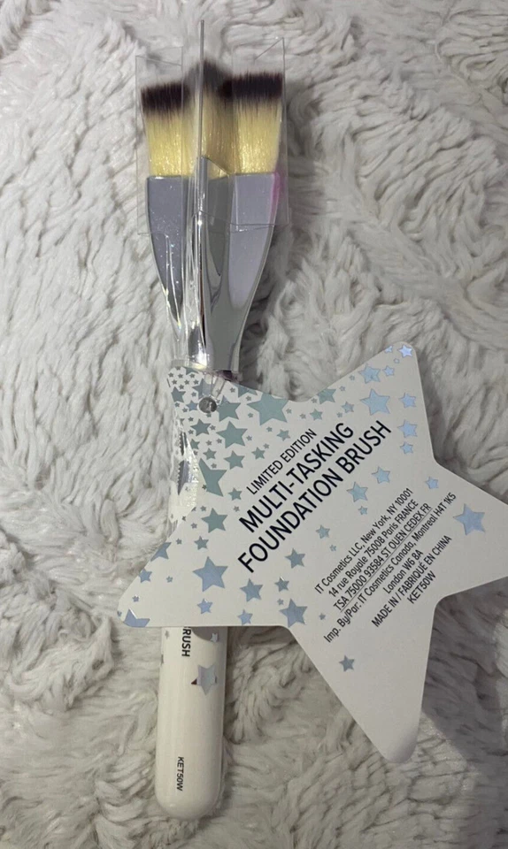 IT Cosmetics for Ulta Limited Edition 2020 STAR ⭐ Multi-Tasking Foundation Brush - Image 1 of 1