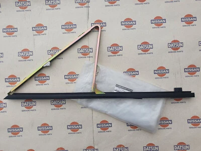 Marco de puerta ventilador derecho genuino DATSUN 1200 (se adapta a NISSAN B110 B120 Ute SUNNY) Foto 1 de 4
