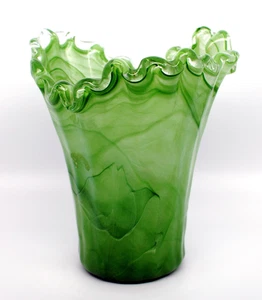 Murano Hand-blown Green Glass Vase Made in Italy - Picture 1 of 8