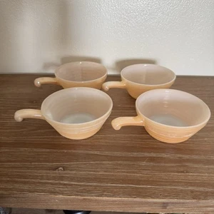 4 ciotole zuppiera vintage Fire King Ware n. 7 da forno con manico pesca lucentezza alveare - Foto 1 di 2