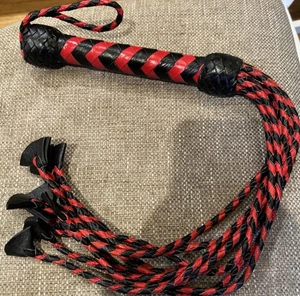 Ardour Crafts Red/Black Flogger Genuine Cowhide Leather Whip - Picture 1 of 1